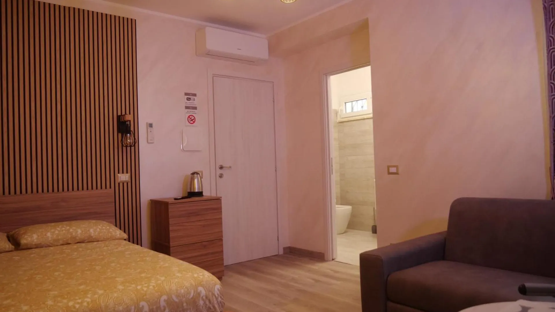 Our Guest House Fiumicino